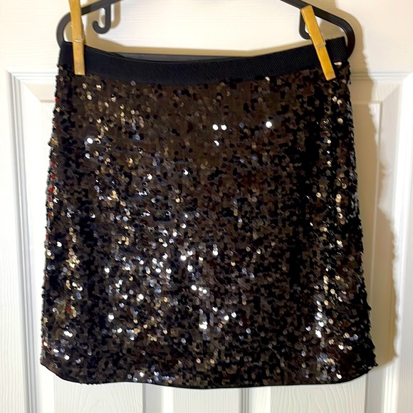 Stretch sequinned little back skirt 🔥 - Picture 1 of 3